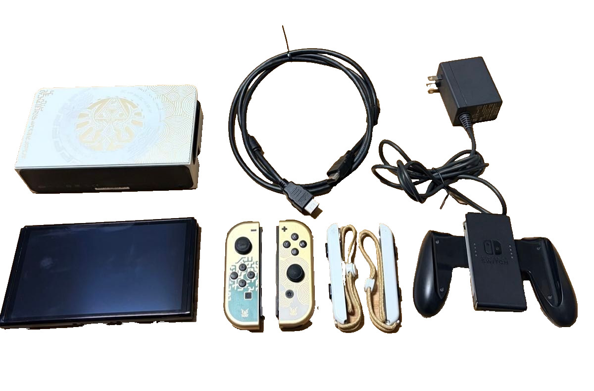 Nintendo Switch (OLED Model) The Legend of Zelda: Tears of the Kingdom Edition