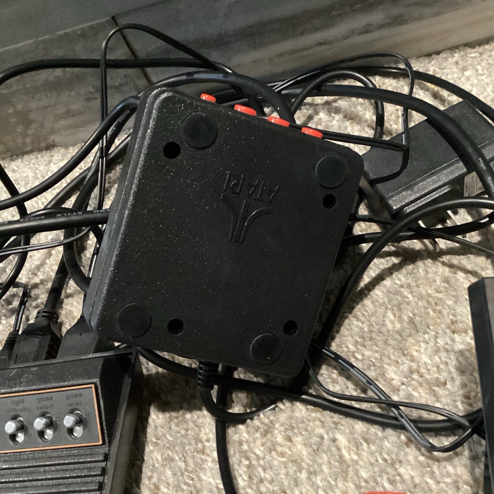 Atari Flashback Plug & Play Videogame Console Two Controllers AR3060