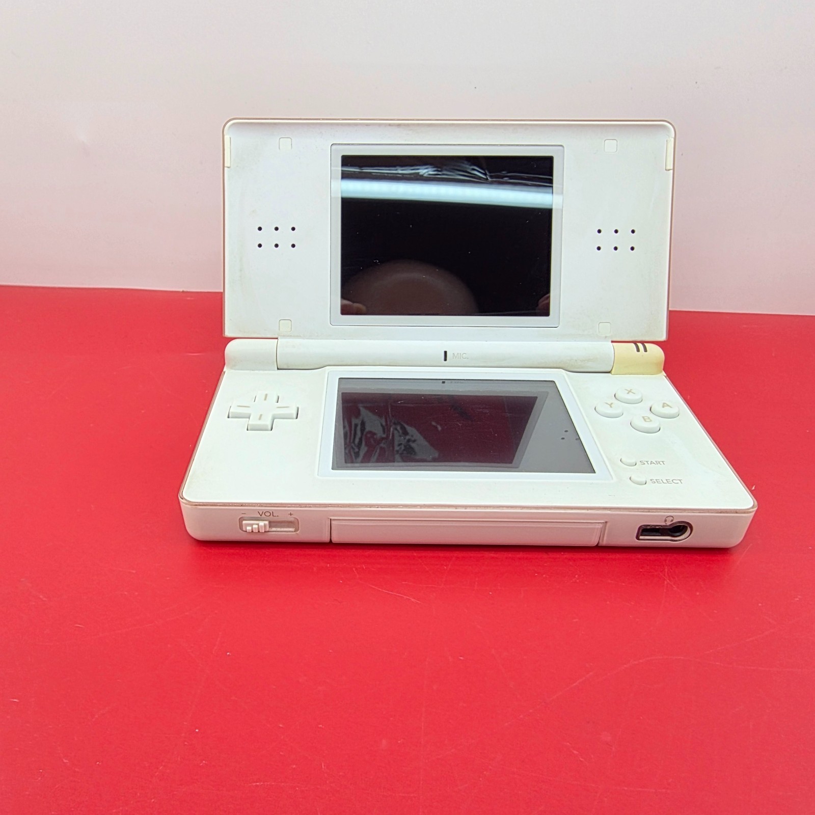 Nintendo DS Lite Handheld Console – White – COMPLETE