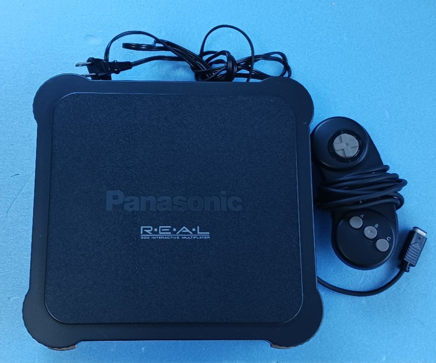 Panasonic 3DO REAL FZ-1 Console w/ Controller & Power Cable – Untested