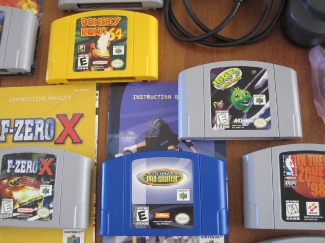 NINTENDO 64 BUNDLE 18 GAMES CONSOLE 4 CONTROLLERS MORE
