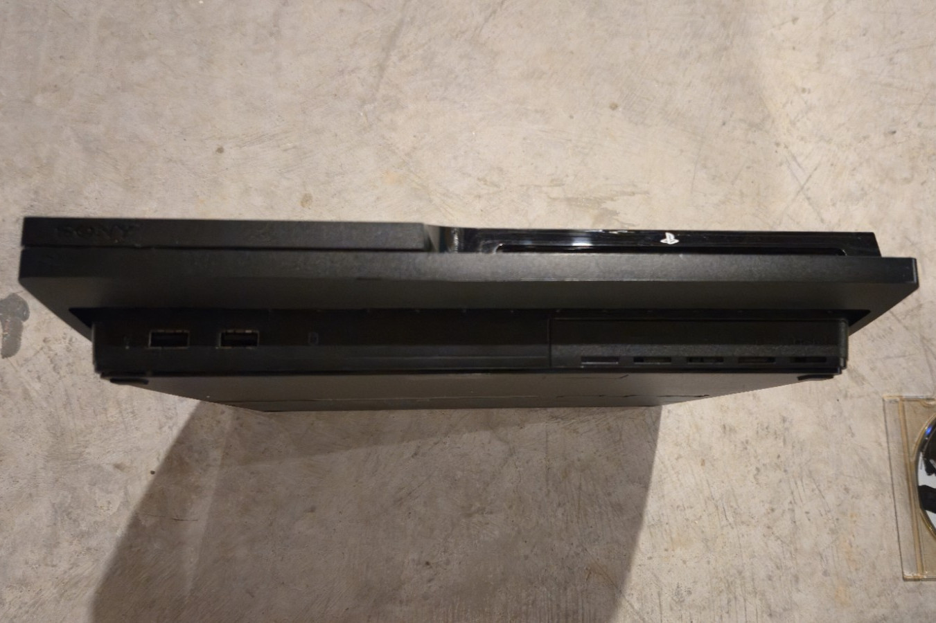 PlayStation 3 Slim Model CECH-3001A with DS3 Controller and MW3 – Tested Working