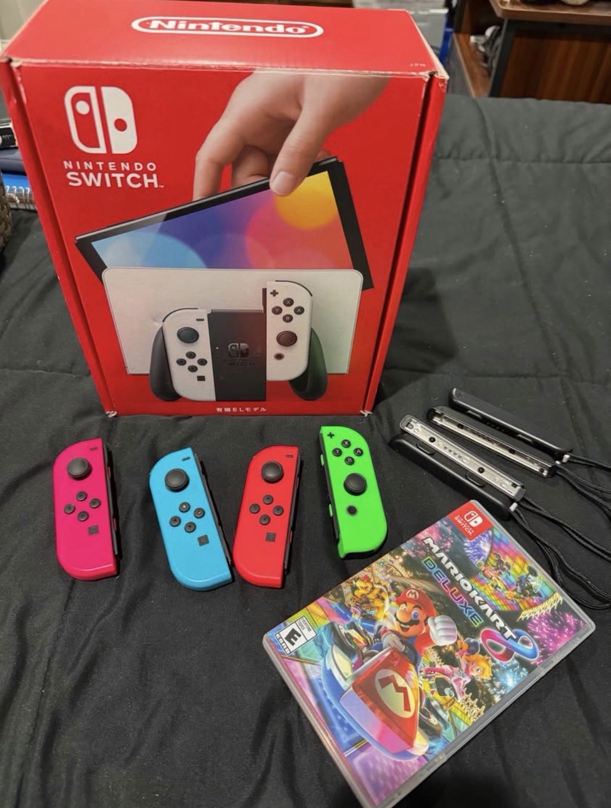 Nintendo Switch OLED White 64GB Console Bundle w/ Box Joy-Cons Mario Kart 8