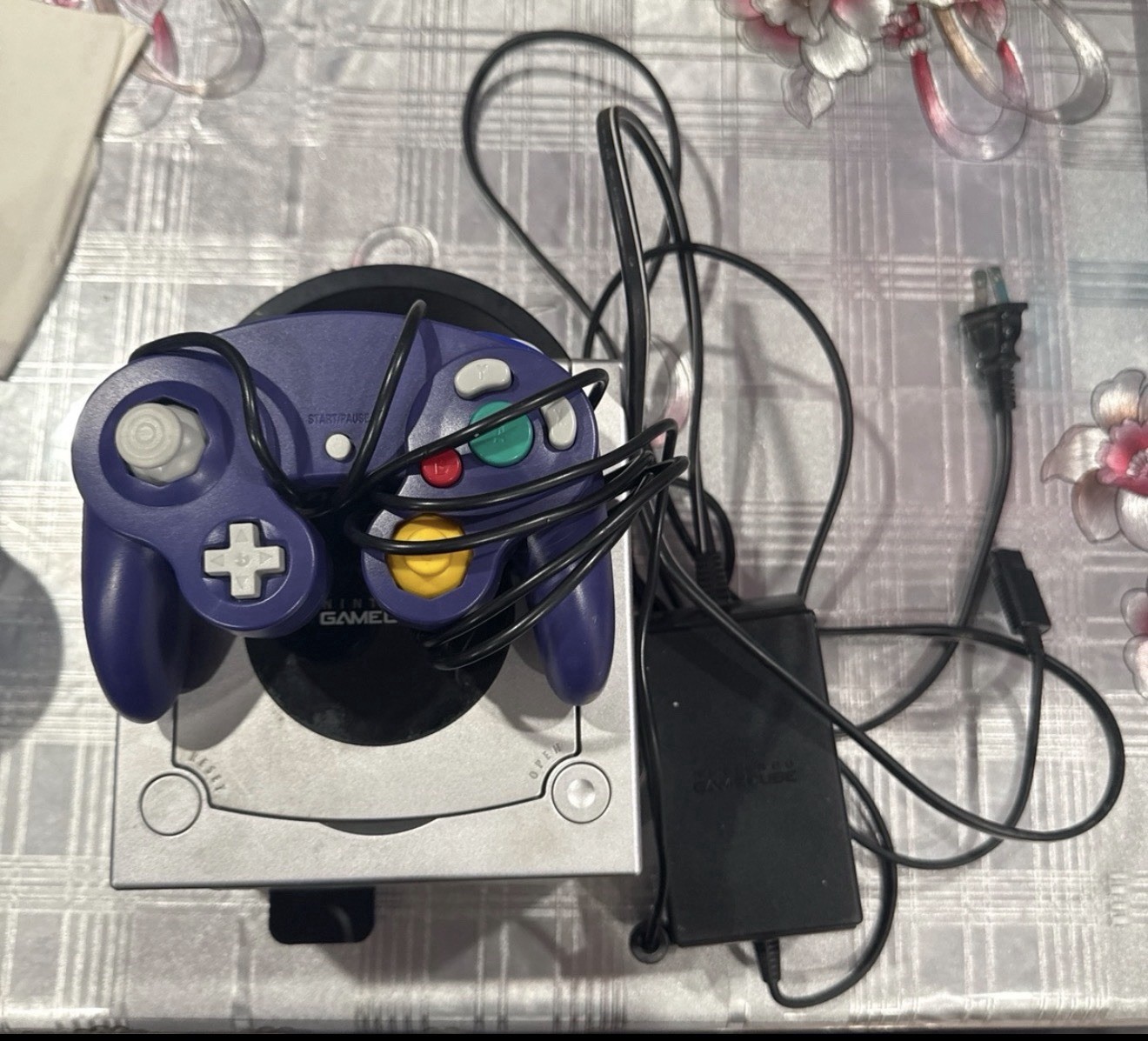 Nintendo GameCube Console Silver third party Controller & Power Adapter