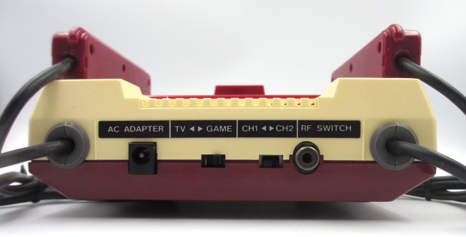 Nintendo Family Computer (Famicom) console ( working, cleaned, and repaired)