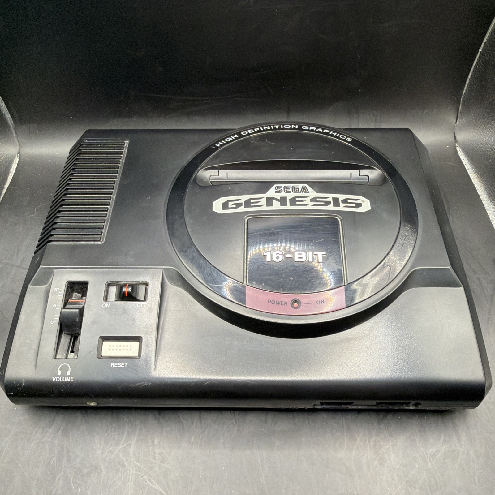 Sega Genesis System Model 1 Console Bundle 2 Games Controller