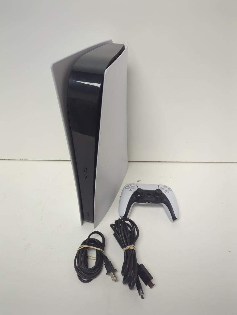 SONY PS5 DIGITAL 825GB W/ACCESSORIES (P08034158)