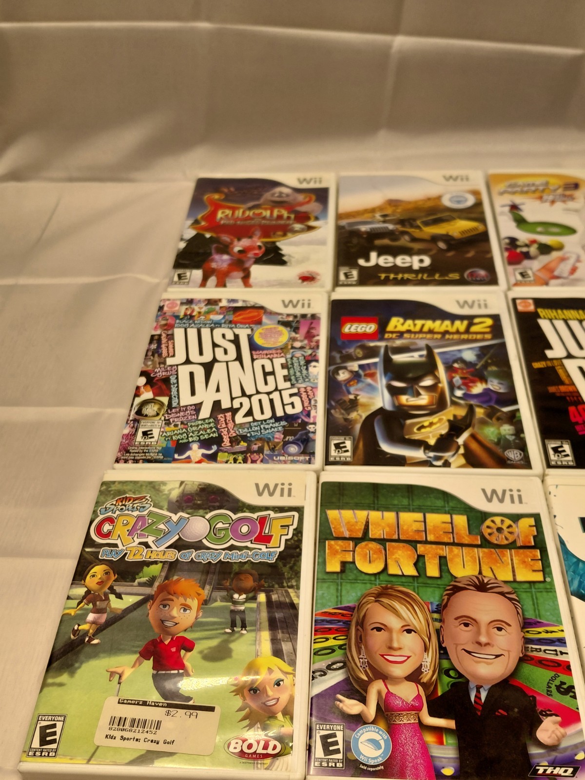 Nintendo Wii Bundle – Power, A/V Cables, & Sensor – 10 Games & Accesories