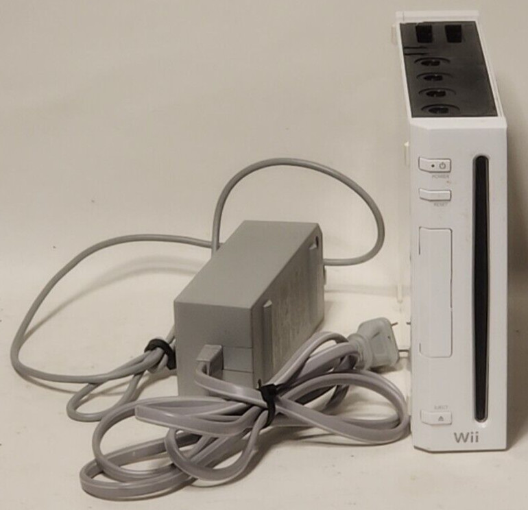 Nintendo Wii CONSOLE ONLY White RVL-001 Tested With Charger