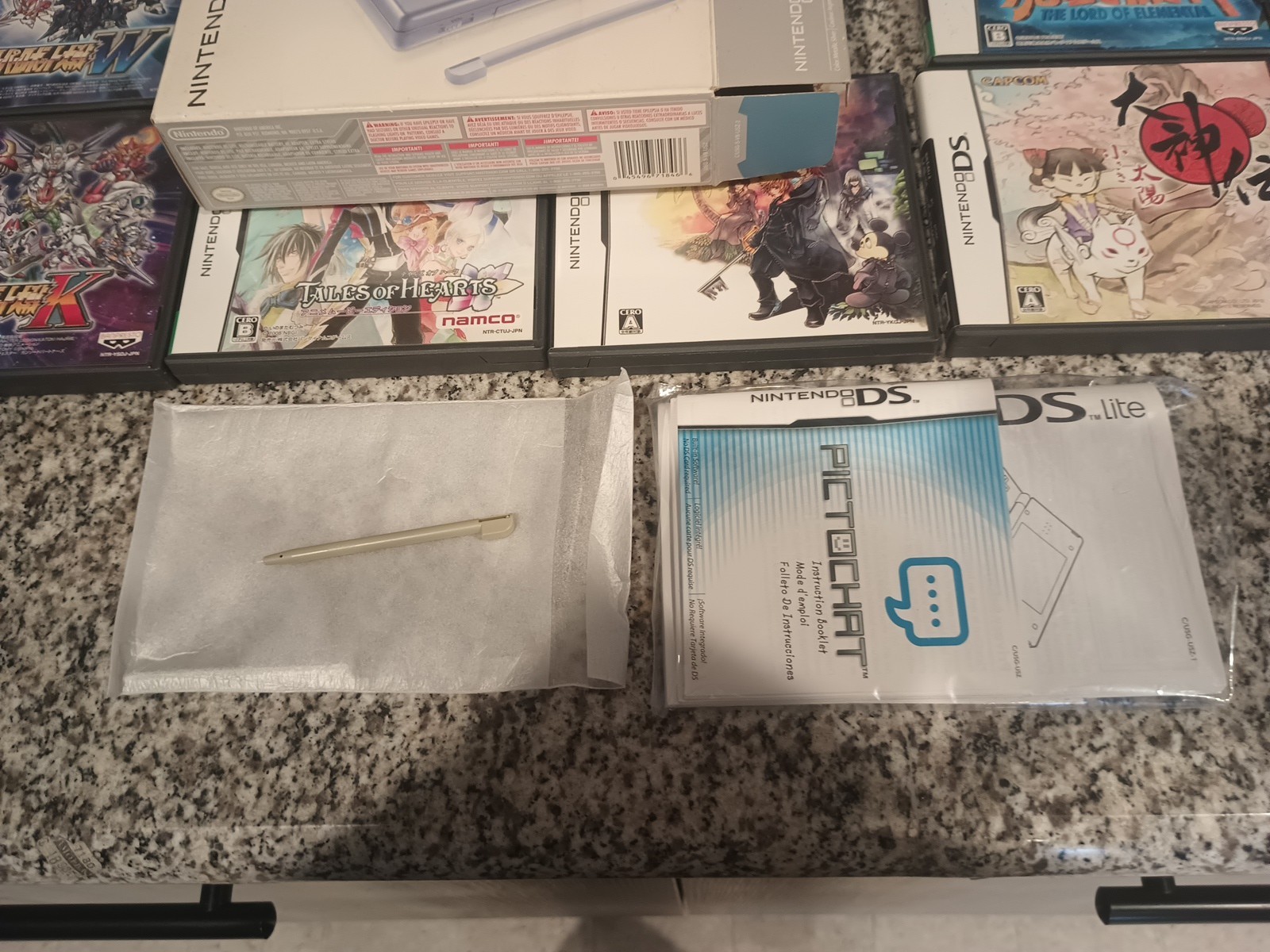 Nintendo DS Lite Launch Edition Silver Handheld System 11 Games
