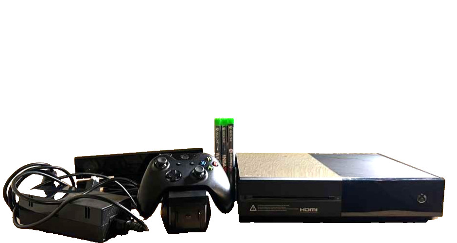 Microsoft Xbox One Original Titanfall Kinect Bundle 365GB