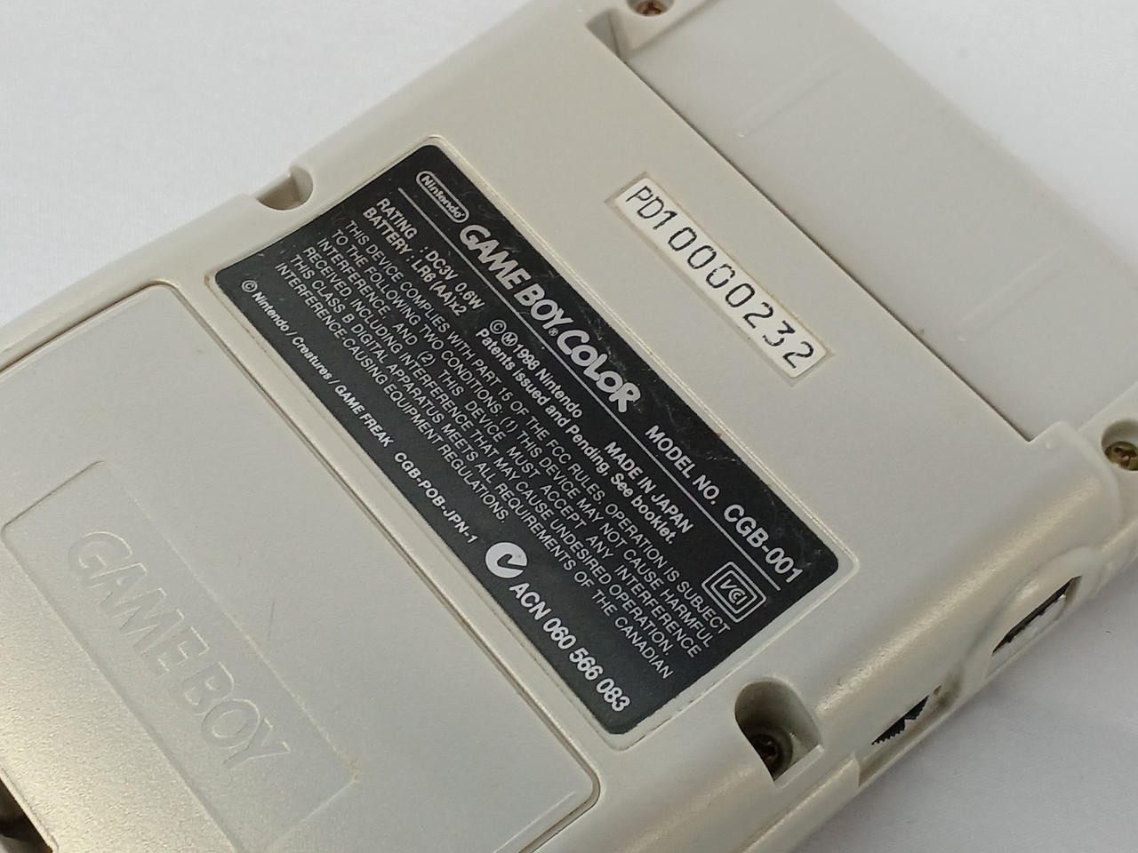 Nintendo Game Boy Color CGB-001 Pokémon Gold & Silver Memorial Edition 2850