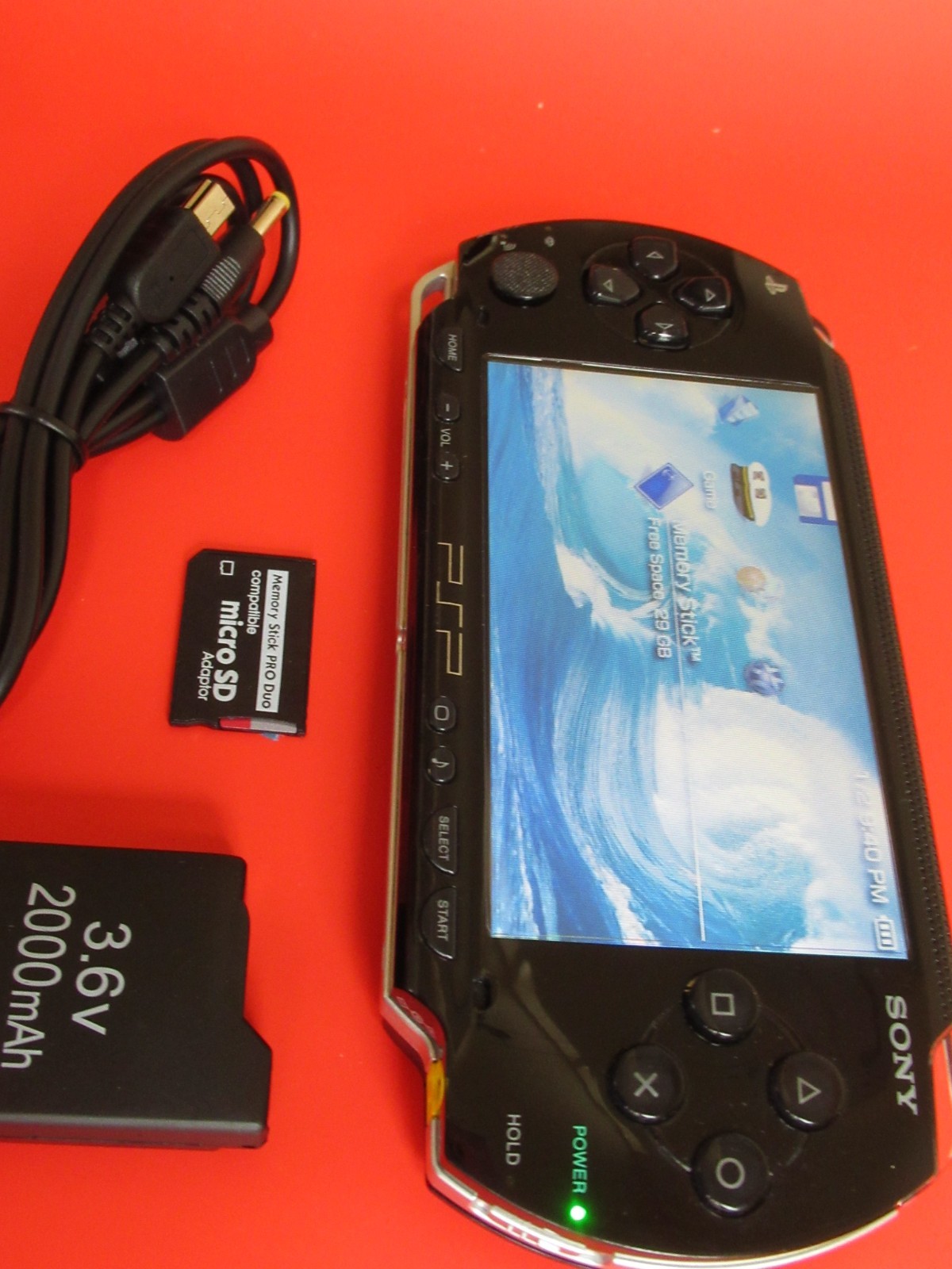 PSP 1000 Piano Black w/ Ark-4 USB power/data HQ battery 32gb, WORKING