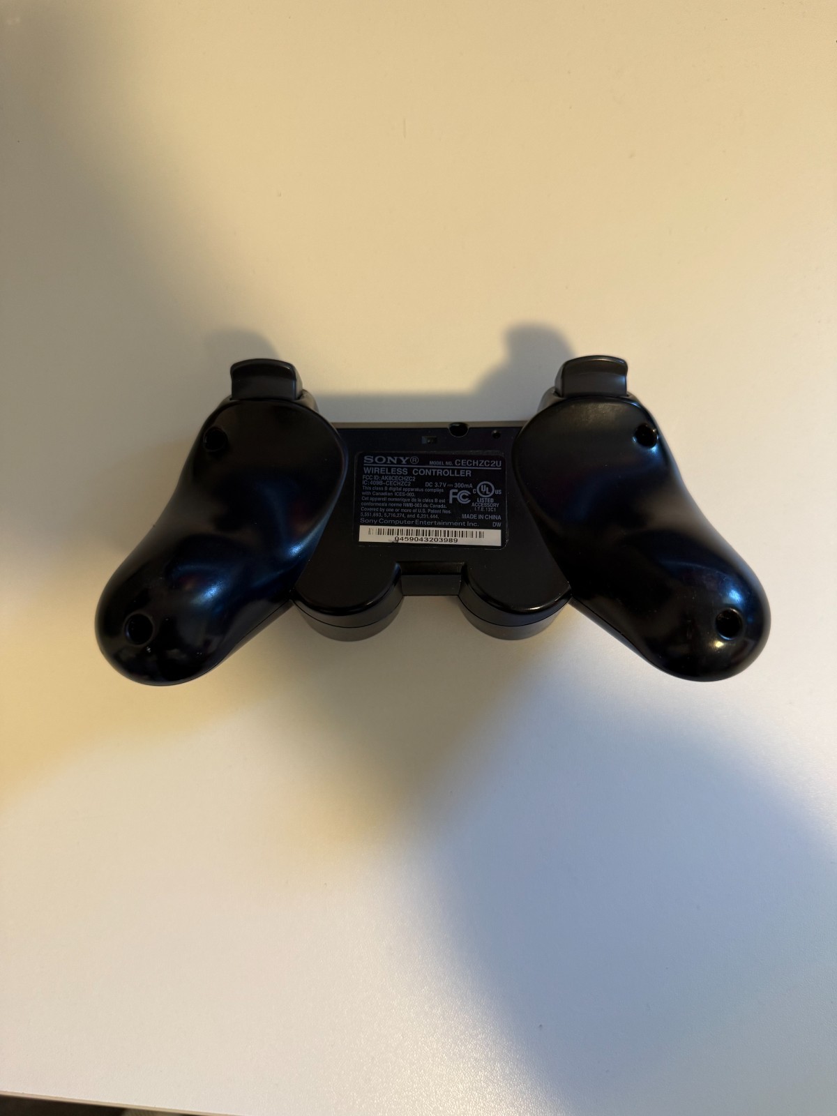 Sony PlayStation 3 inFAMOUS Limited Edition 80GB Piano Black Console