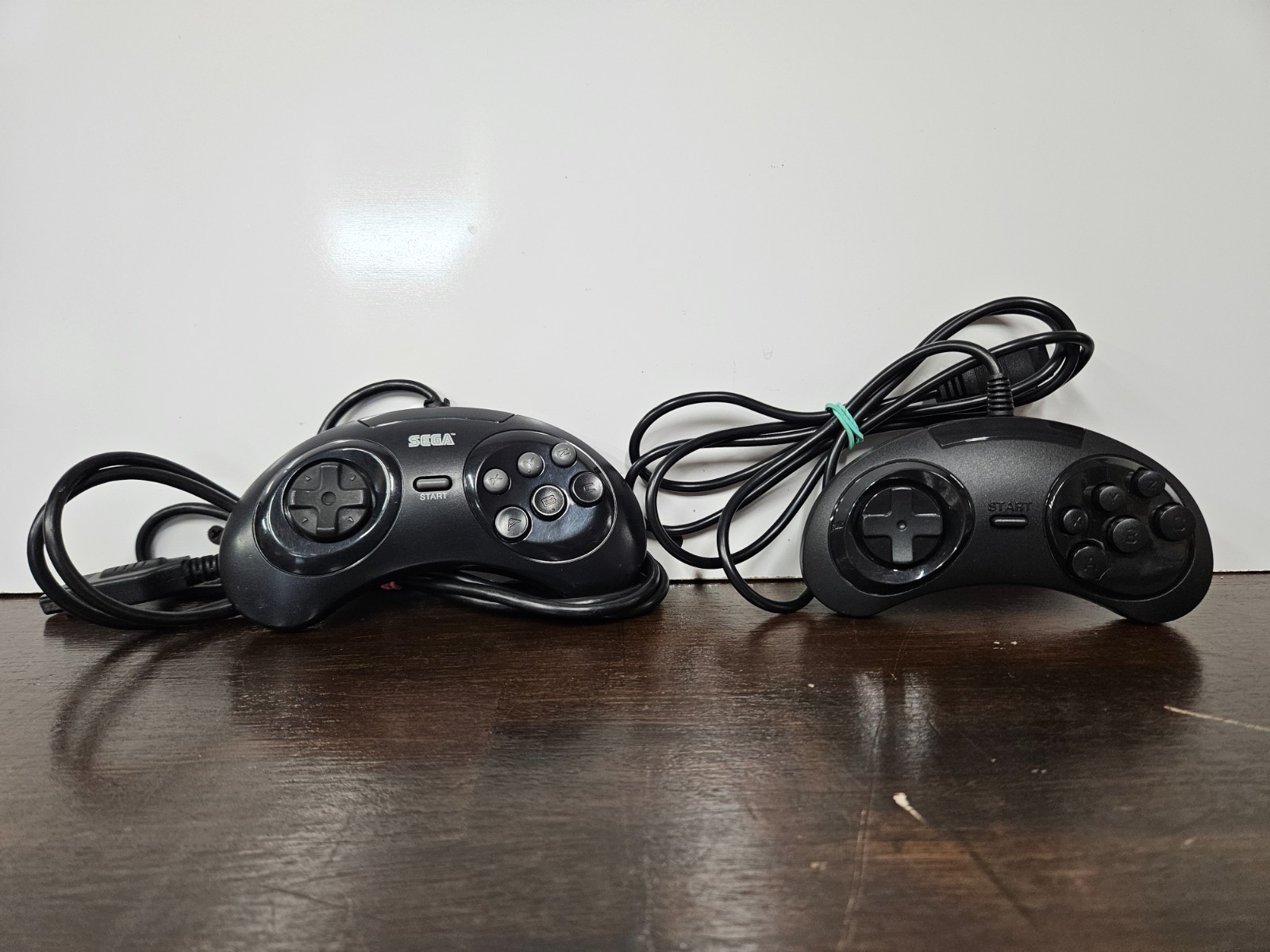 Sega Genesis Model 1 1601 Console Bundle