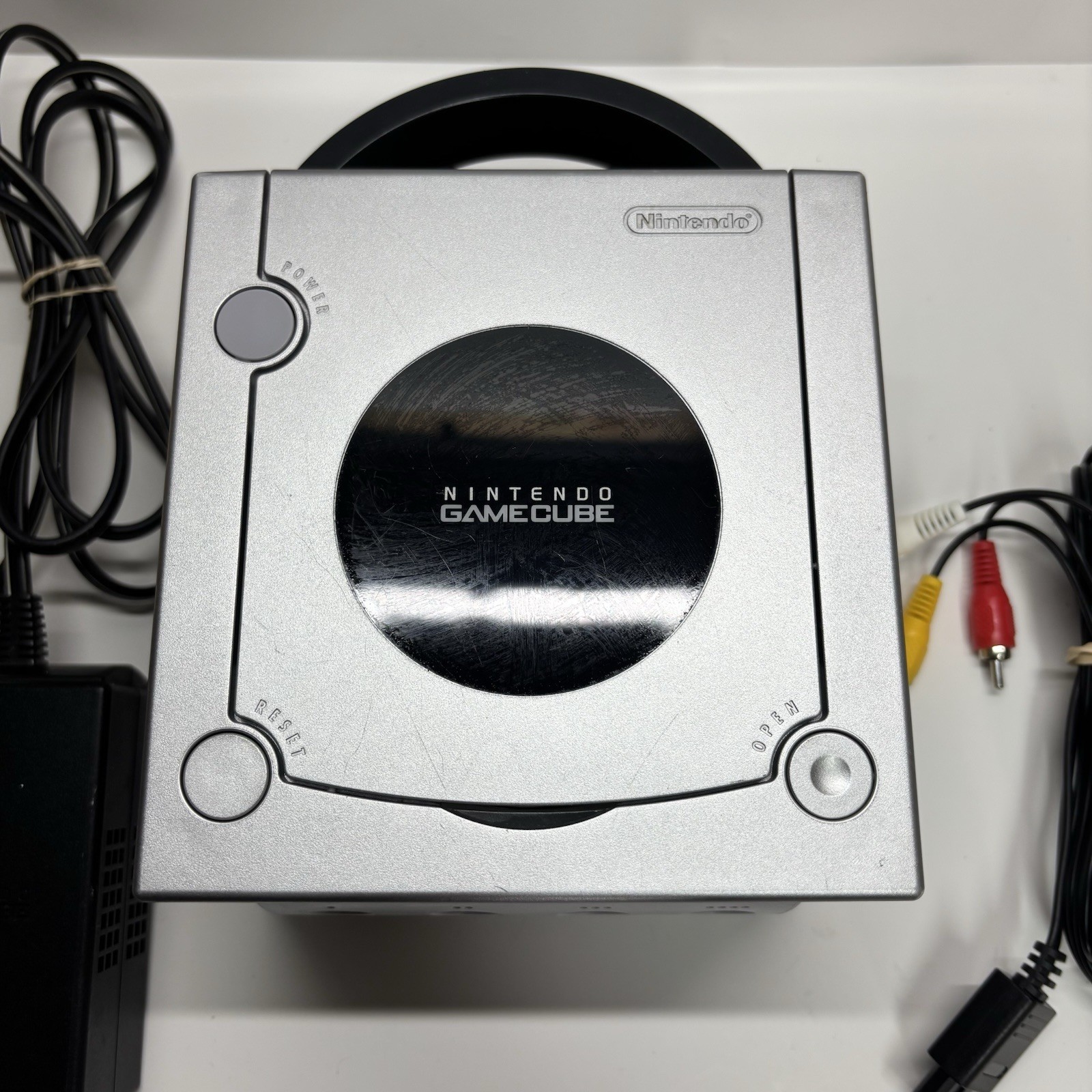 Nintendo GameCube Platinum Console Silver DOL-101 Tested with Power/AV Cords
