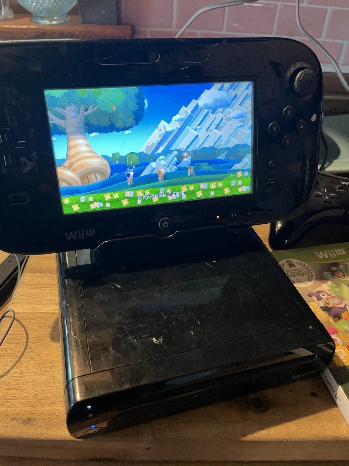 Nintendo Wii U Console Bundle WUP-101 Gamepad, Super Luigi Game, Tested Works!