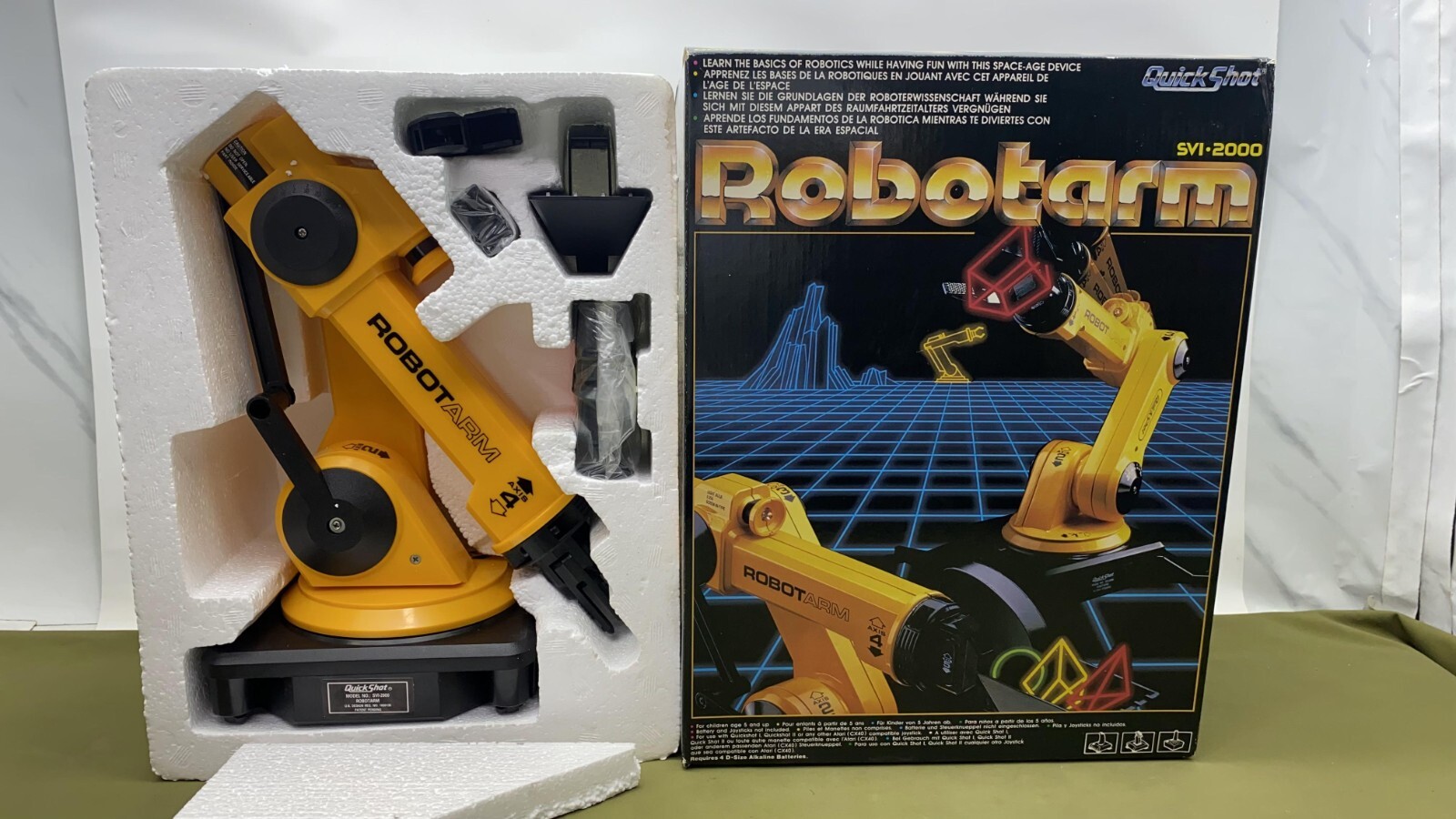 Vintage Quick Shot Robot Arm SVI-2000 Spectravideo New