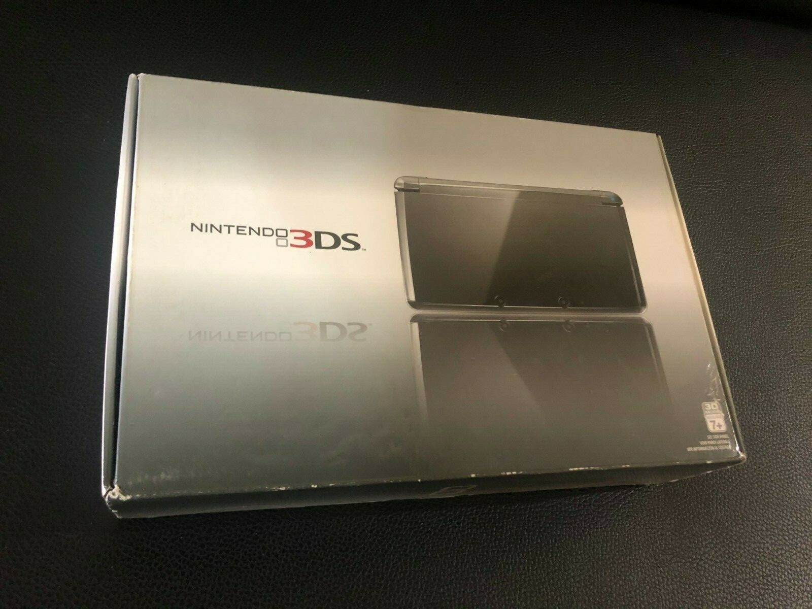New Nintendo 3DS CTR-001 Launch Edition Handheld System Cosmo Black NEW SEALED