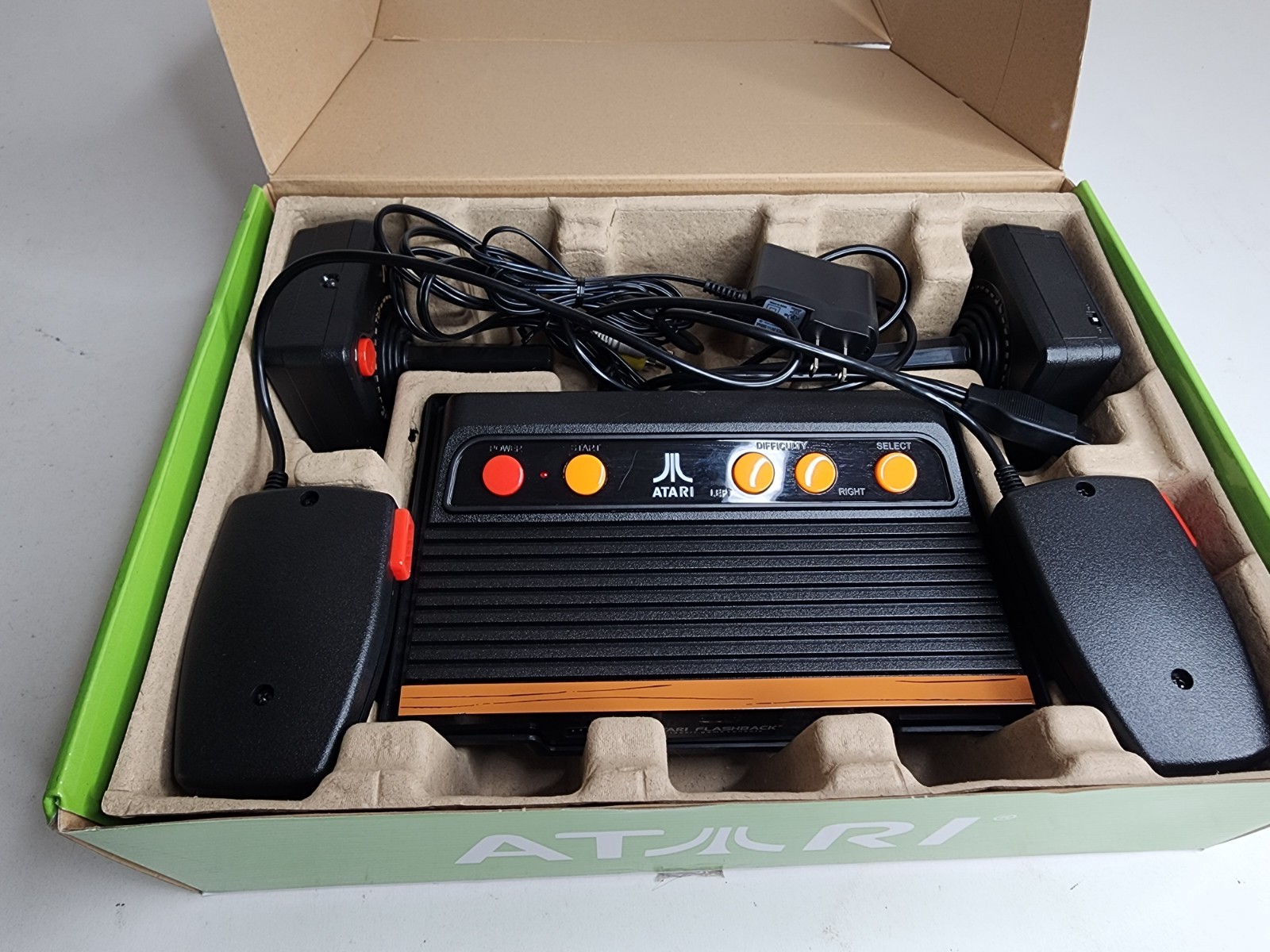 Atari Flashback 7 Classic Deluxe Game Console System 101 Built In Games