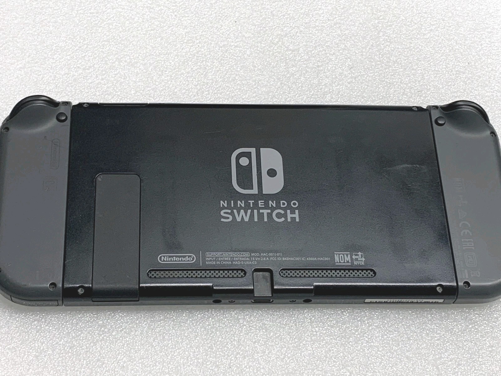 Nintendo Switch V2 Handheld Video Game Console – HAC-001(-01) – Grey **READ**