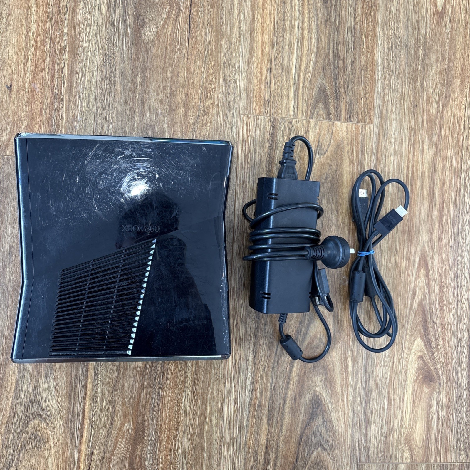 Xbox 360 S Glossy Black Console Only Model 1439 Tested Working W/ Power Supply