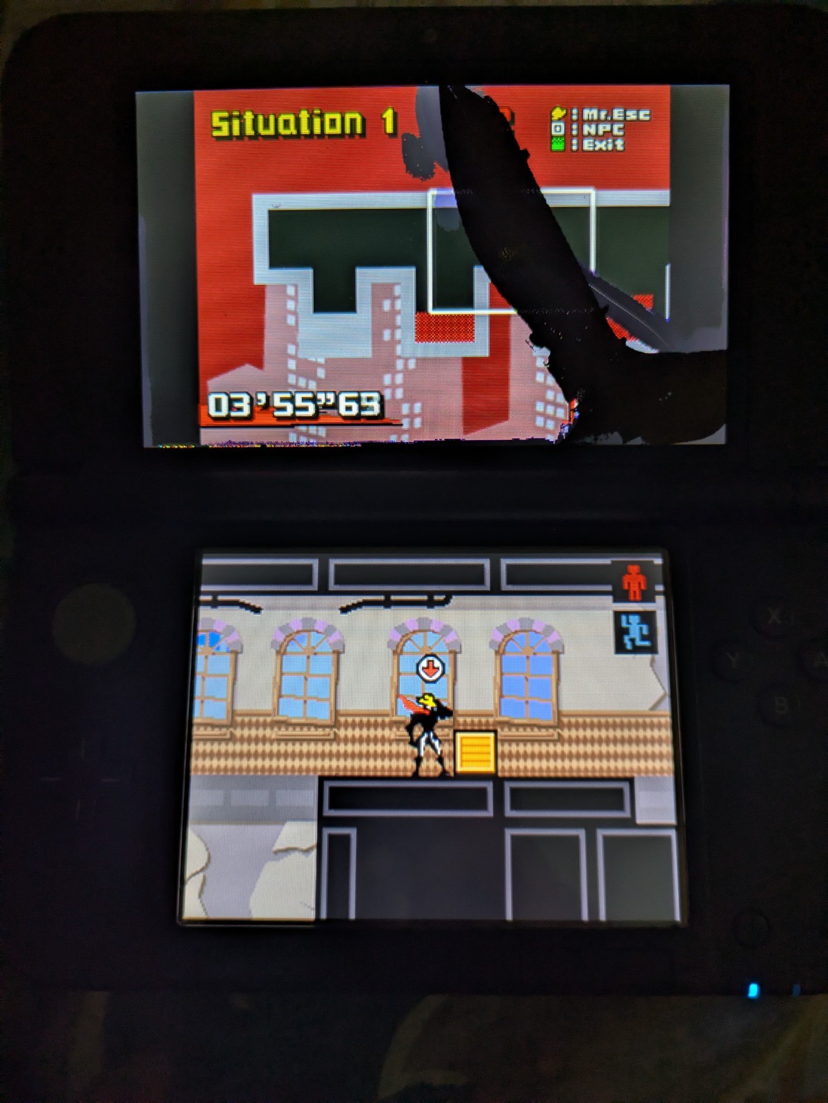 Defective – Nintendo 3DS XL Handheld System – Red/Black Cracked Screen Charger