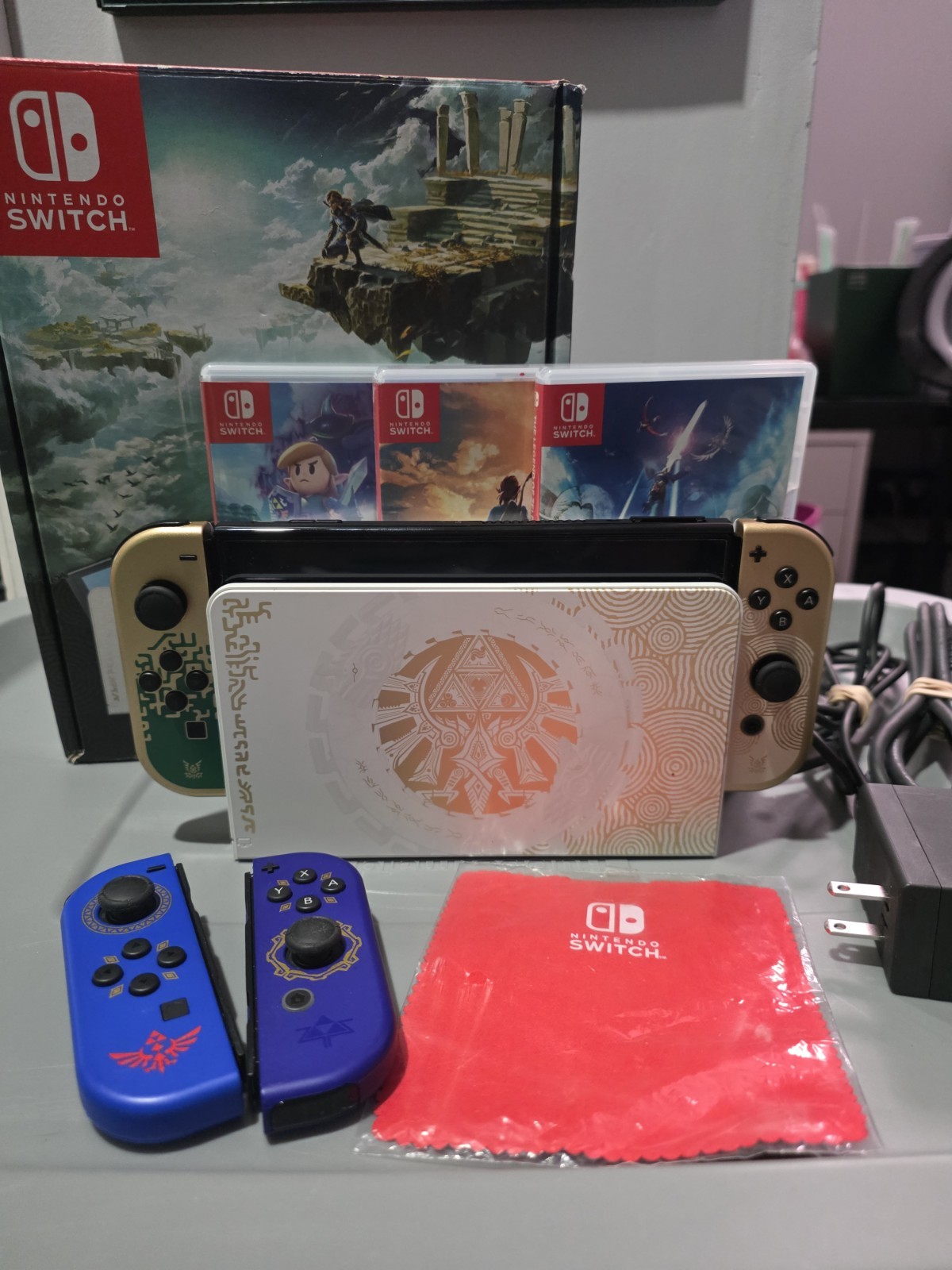 Nintendo Switch OLED Model 64GB The Legend of Zelda Tears of the Kingdom Edition