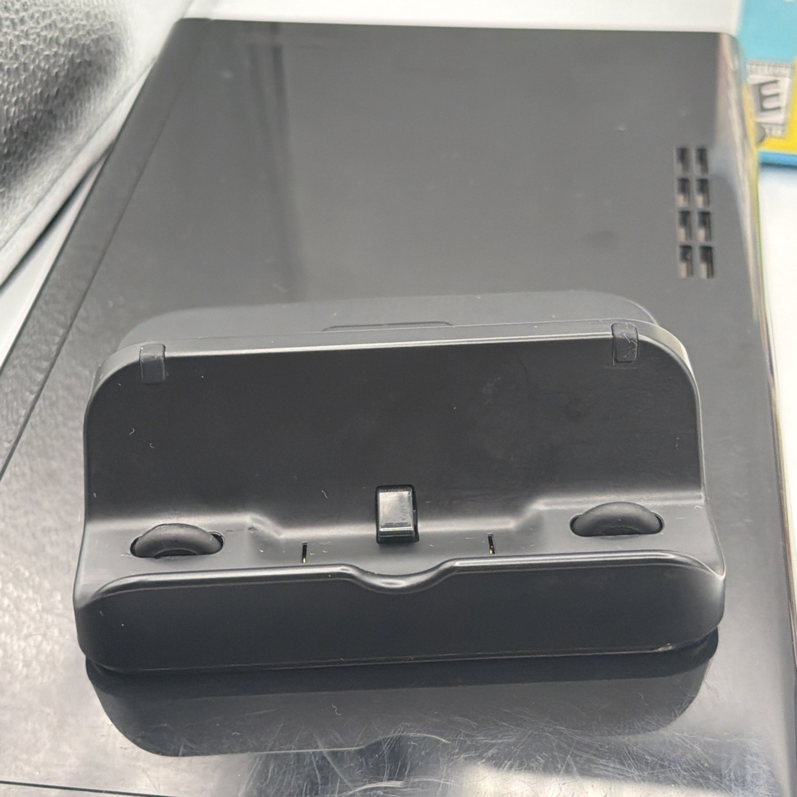 Nintendo Wii U Console Black Game Console Bundle Gamepad 32GB + Gamepad Charger