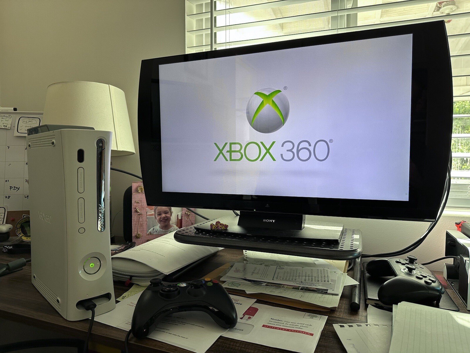 Microsoft Xbox 360 HDMI Pro System Bundle 60GB White Console – With Halo CE