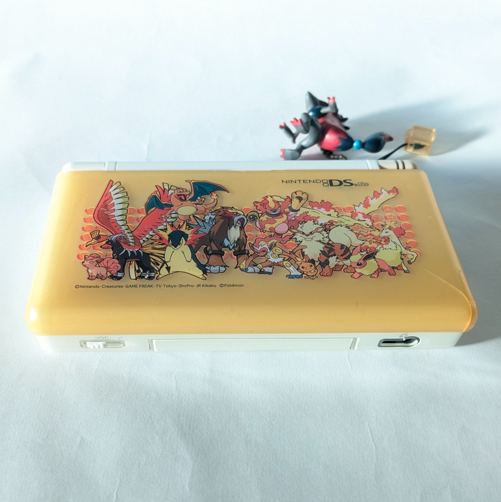 Nintendo DS Lite Polar White Console Pokemon Fire Type Tested Charger Strap Case