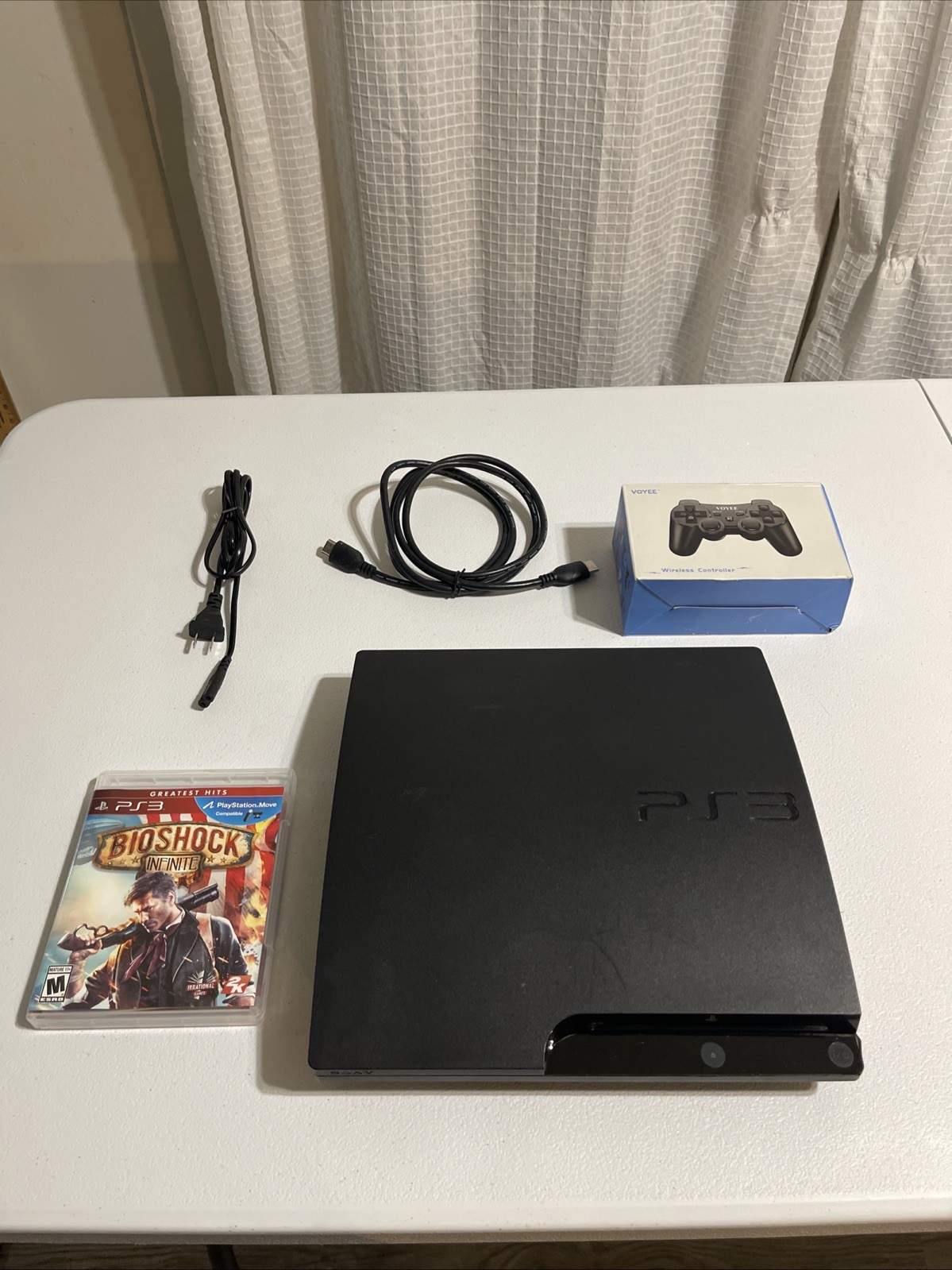 Sony PlayStation 3 Slim Black Console 160GB CECH-3001A bundle W game/controller