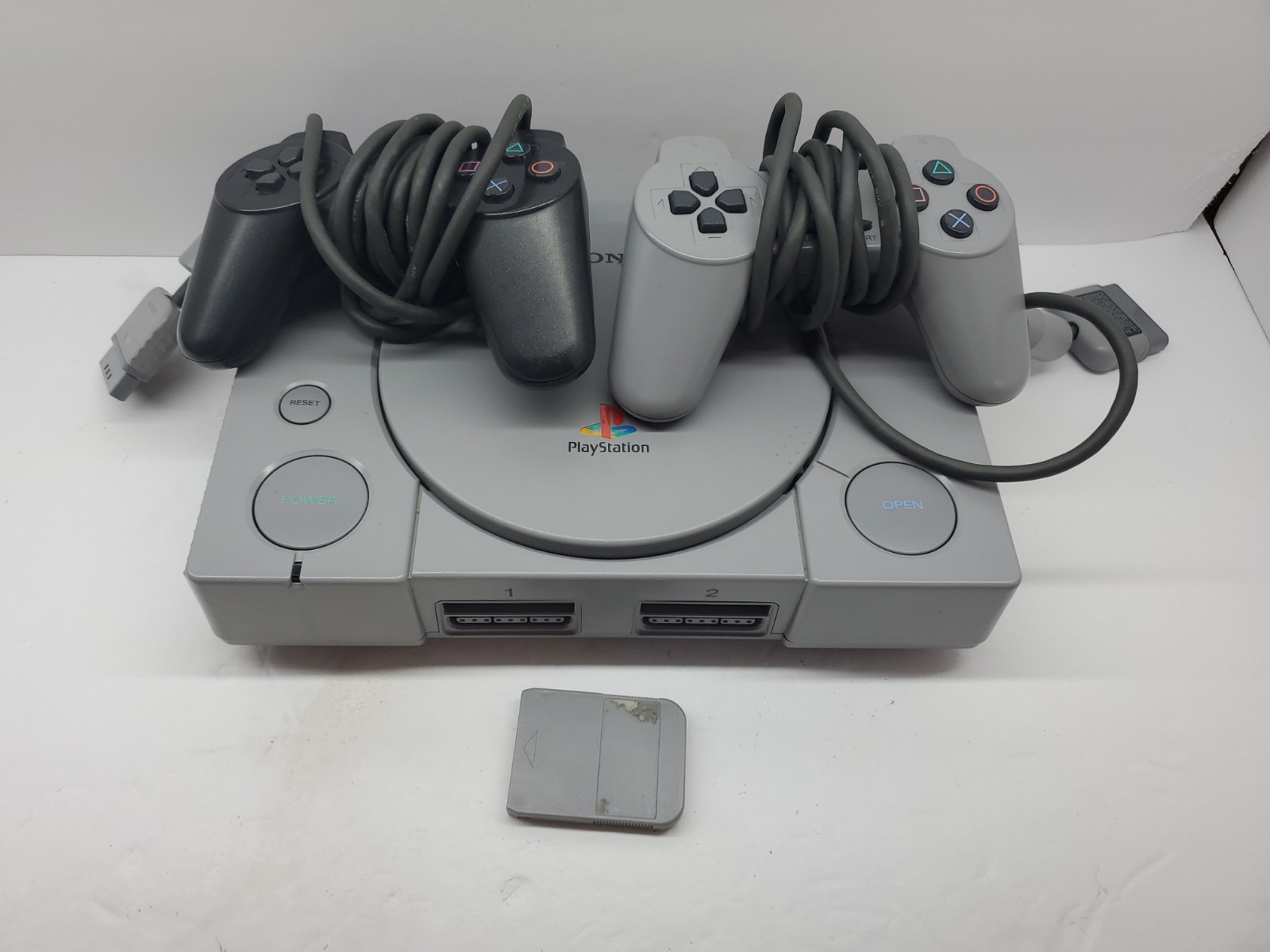 Sony Playstation 1 SCPH-5501 Console W/ 2 Controllers & Memory Card FOR PARTS