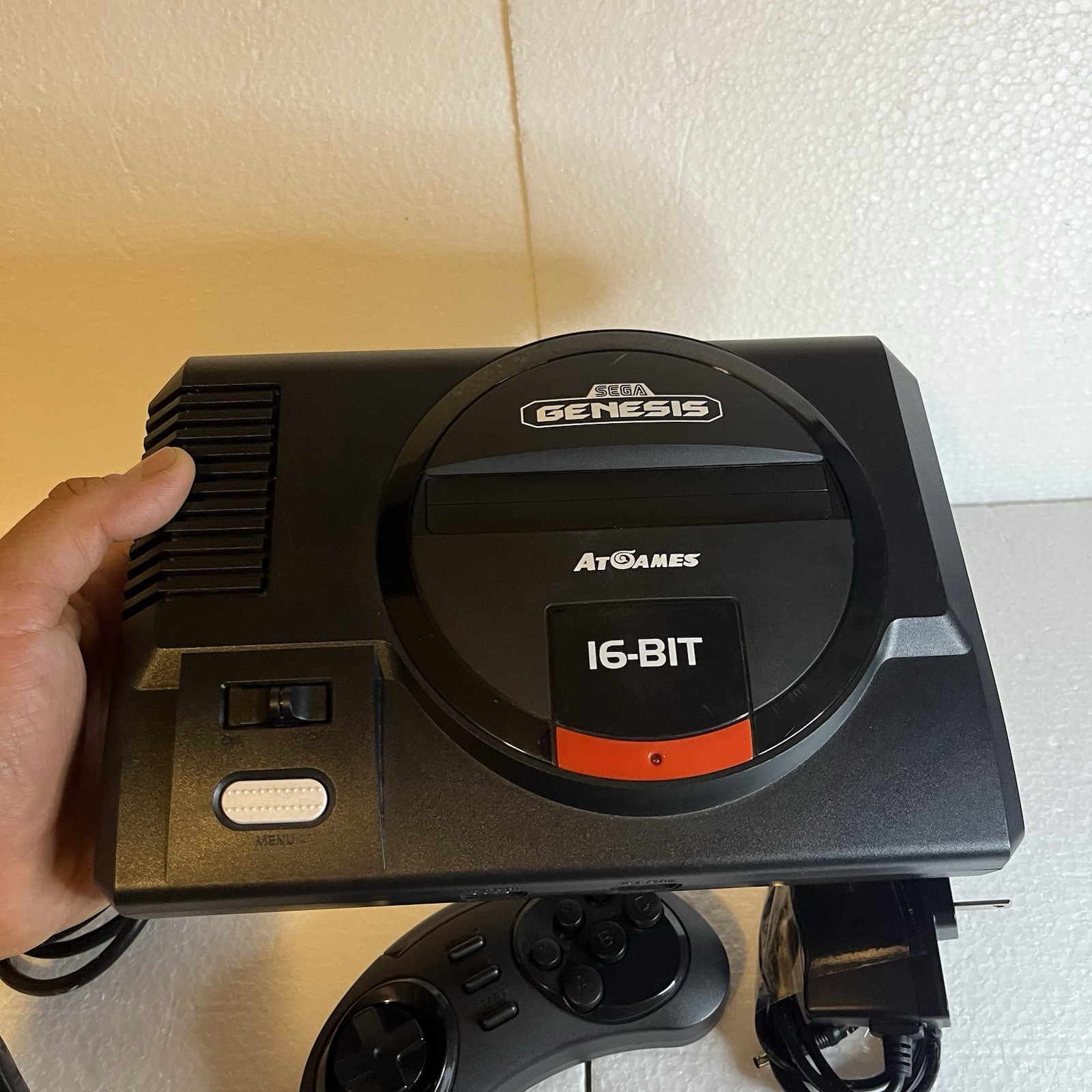 SegaGenesis 16 Bit Flashback Console W/Wireless Controller AtGames Tested Works