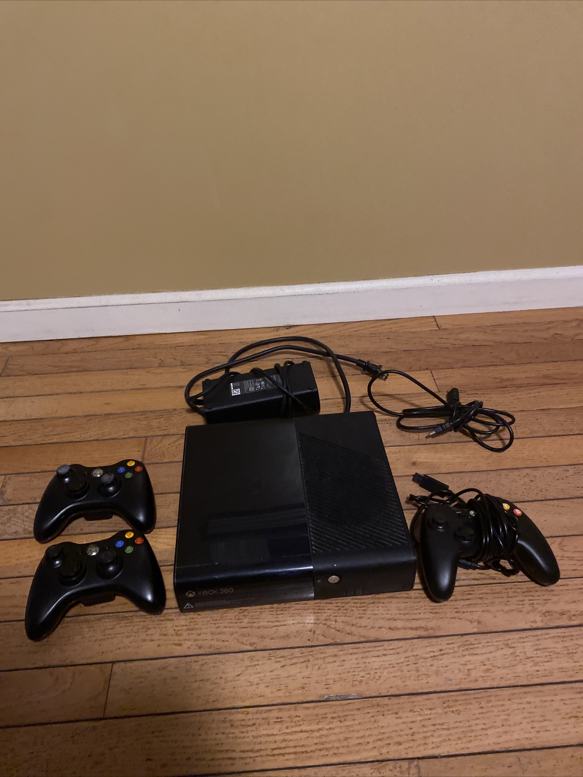 Xbox 360 E 250 GB w/ Cords + 3 controllers