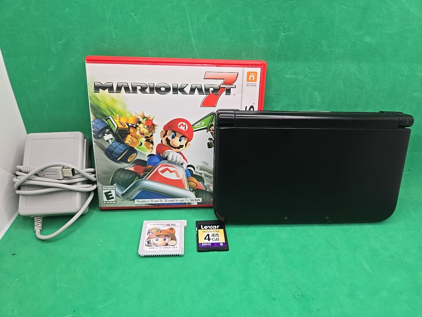 Nintendo 3DS XL SPR-001 Black With 2 Games, Charger and Memory Card 4gb Tested