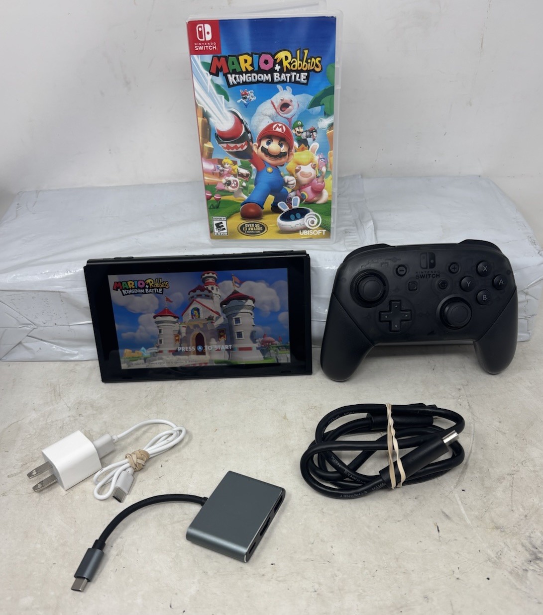 Nintendo Switch HAC-001 Console Mario Game Bundle + Pro Controller Cords Tested.