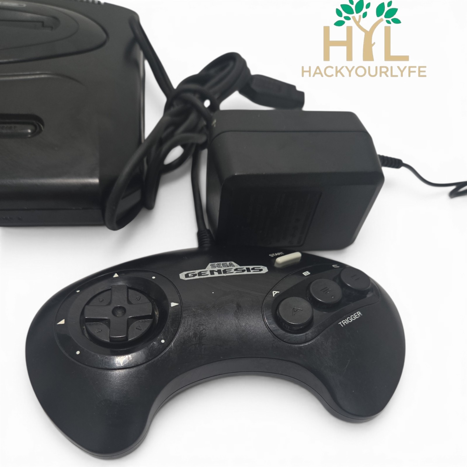 Sega Genesis Mini Classic Console MK 16000 2 Controllers Used