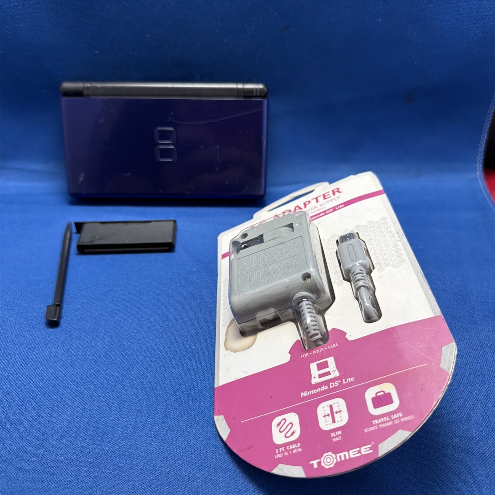 Nintendo DS Lite USG-001 Blue/Black Handheld Console w/ Charger