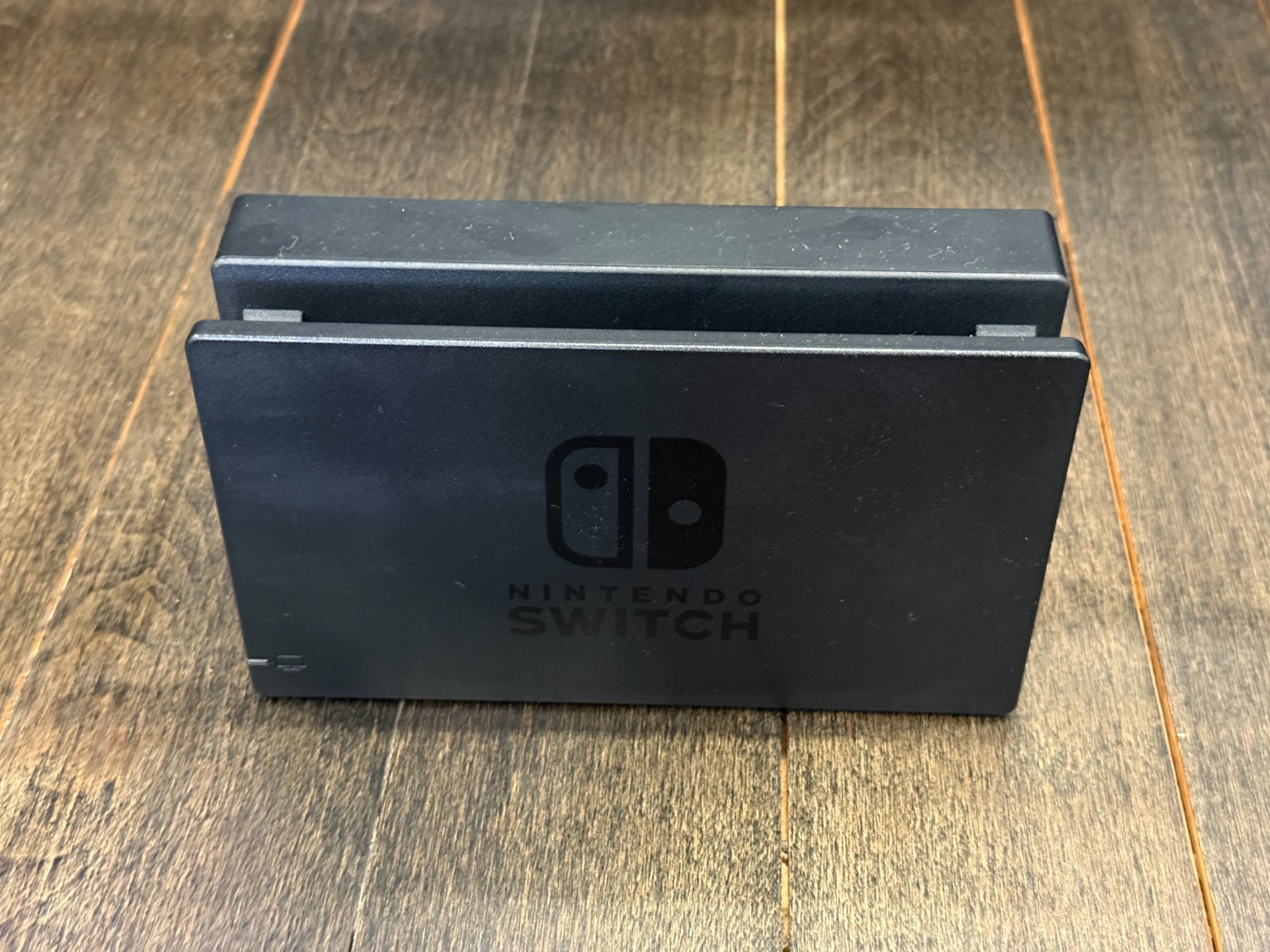 Nintendo Switch V2 Console Bundle HAC-001(-01) + 4 Joy-Cons, Dock, Case – Neon