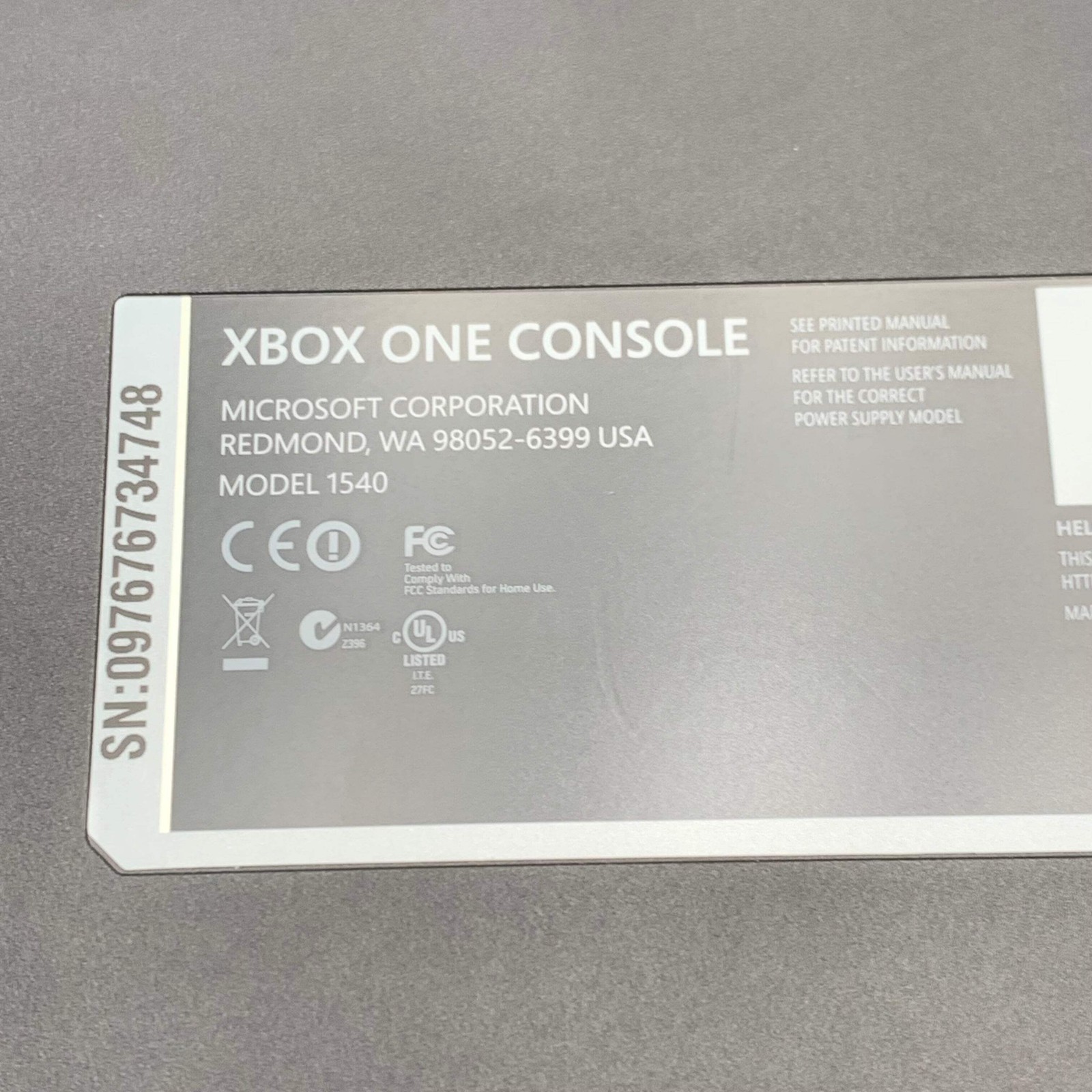 Microsoft Xbox One Console w/Power Adapter, Kinect Black Model 1540 500GB