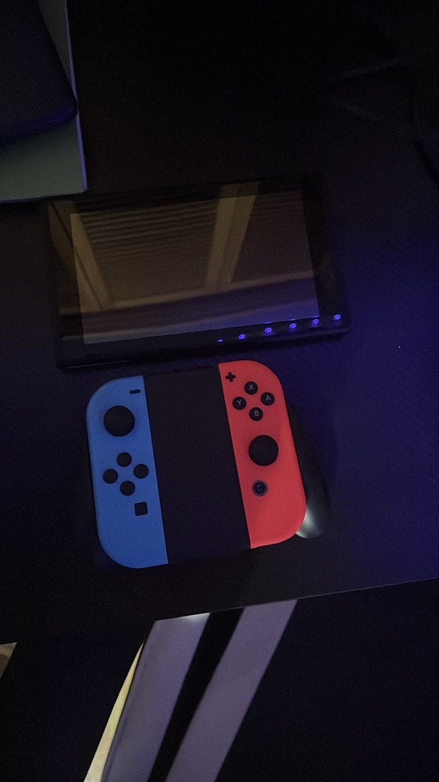 Nintendo Switch Console HAC-001 Neon Blue/Red Joy-Con Dock 32GB 1080p HDMI