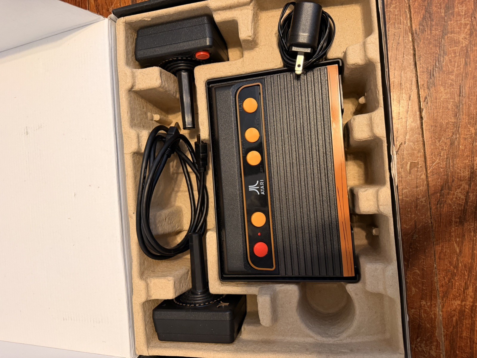 ATARI FLASHBACK 8 GOLD ACTIVISION EDITION HD 130 GAMES 40TH Anniversary w/ HDMI