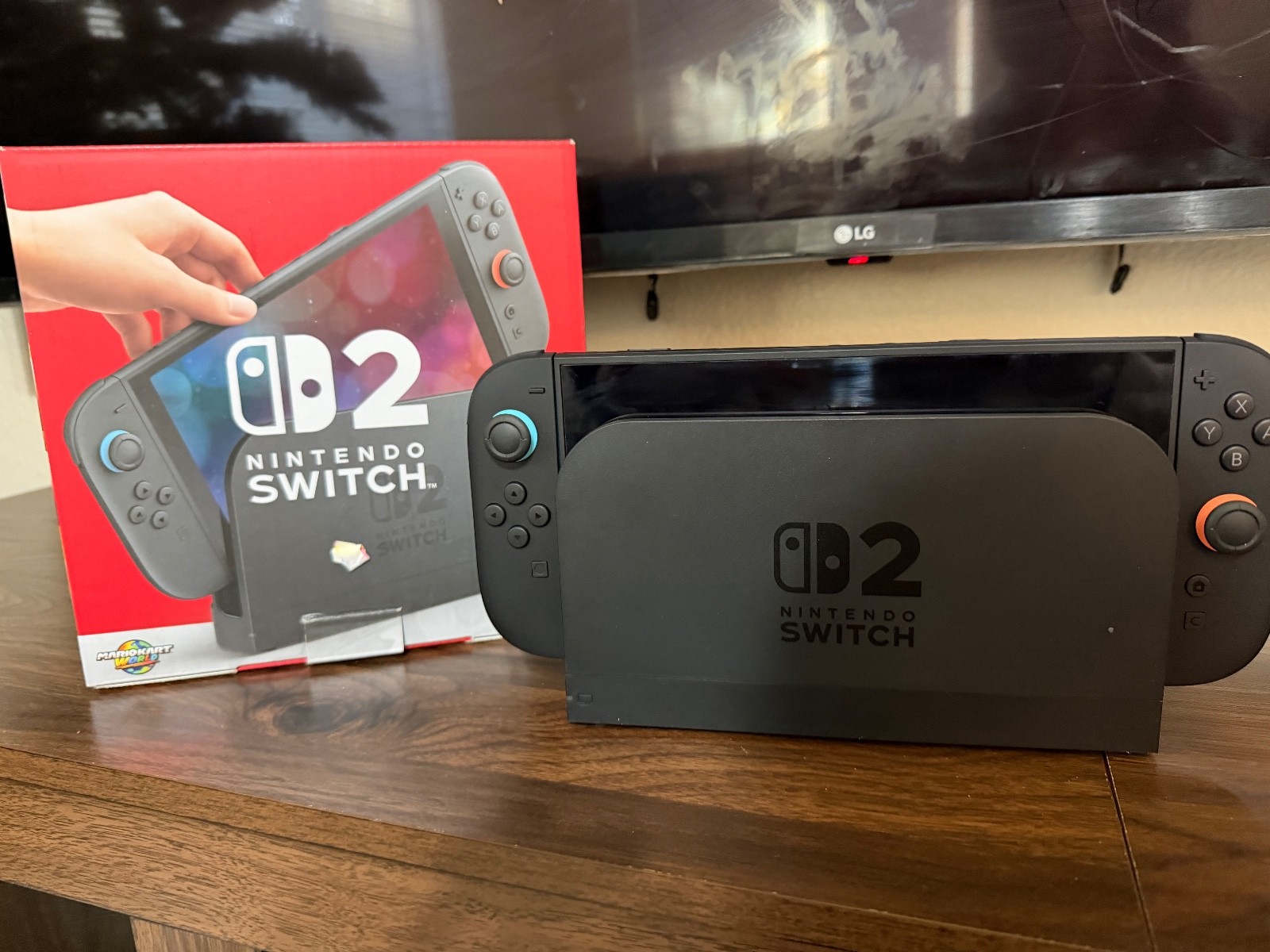 Nintendo Switch Game Console – 32GB, New Edition, Gray (10002199)