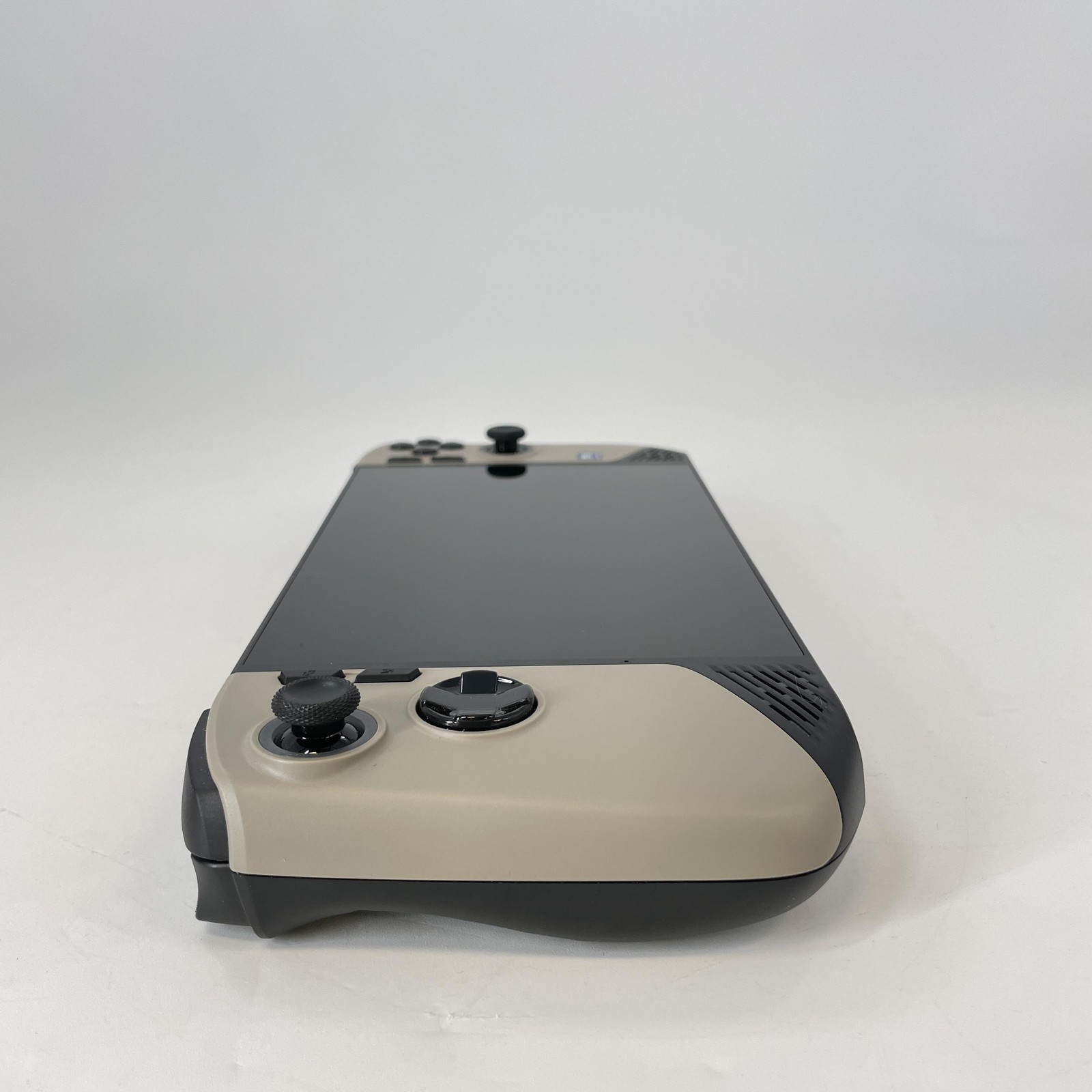 MSI Claw 8 AI+ Handheld Console Sandstorm 1TB 32GB RAM w/ Charger – Bad Joystick