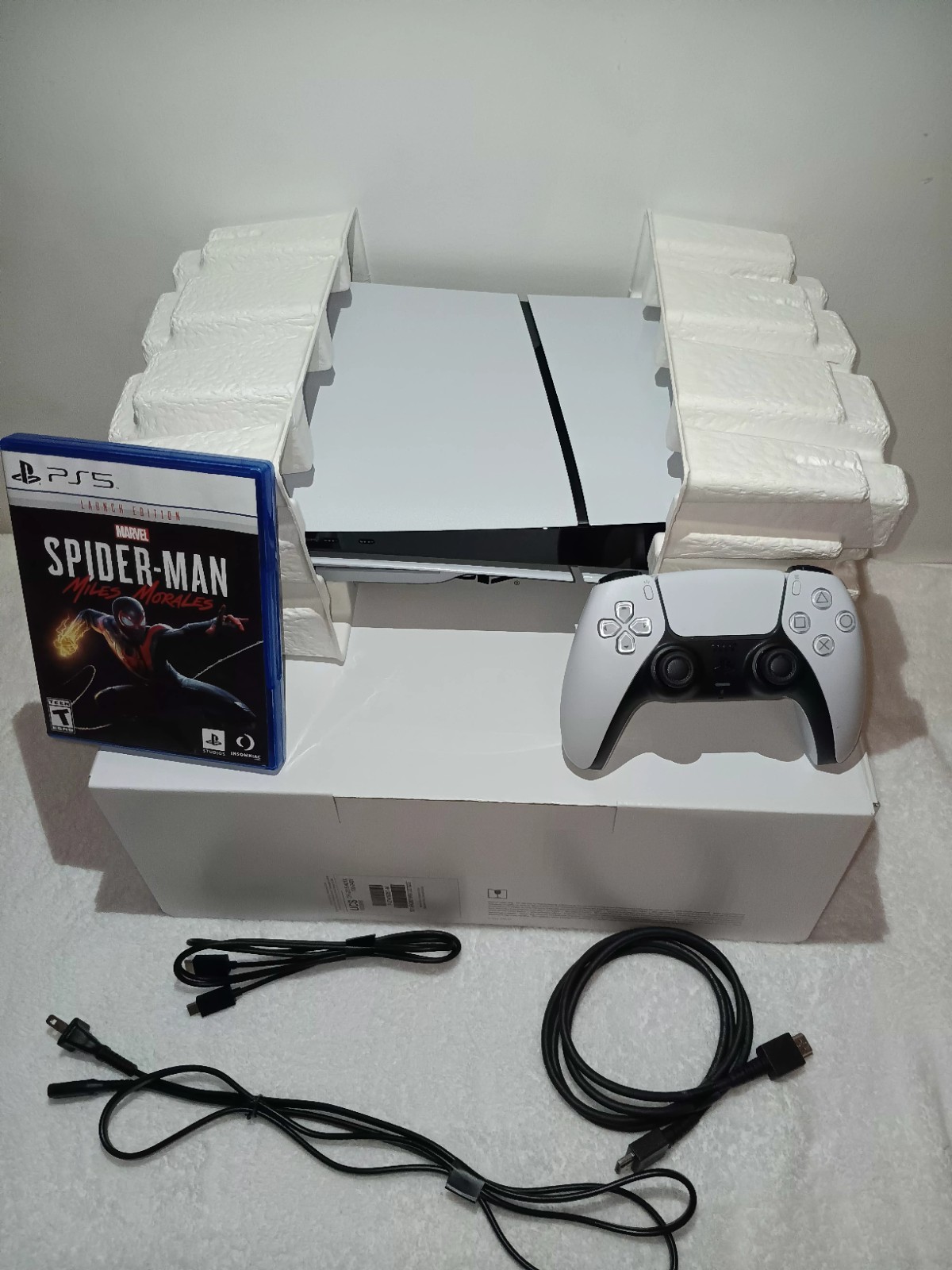 Sony PlayStation 5 Slim Digital 1TB White current adult owner no dust lik e new