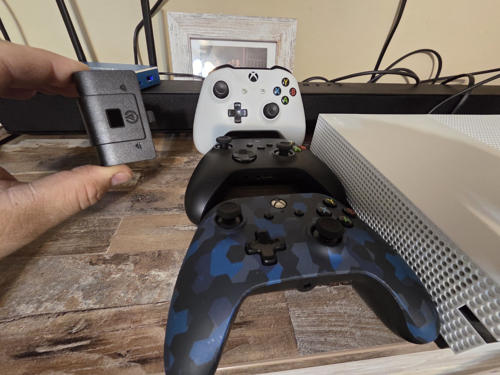 Xbox One S With Disk Drive, 6 Games, 3 Remotes And Charging Station