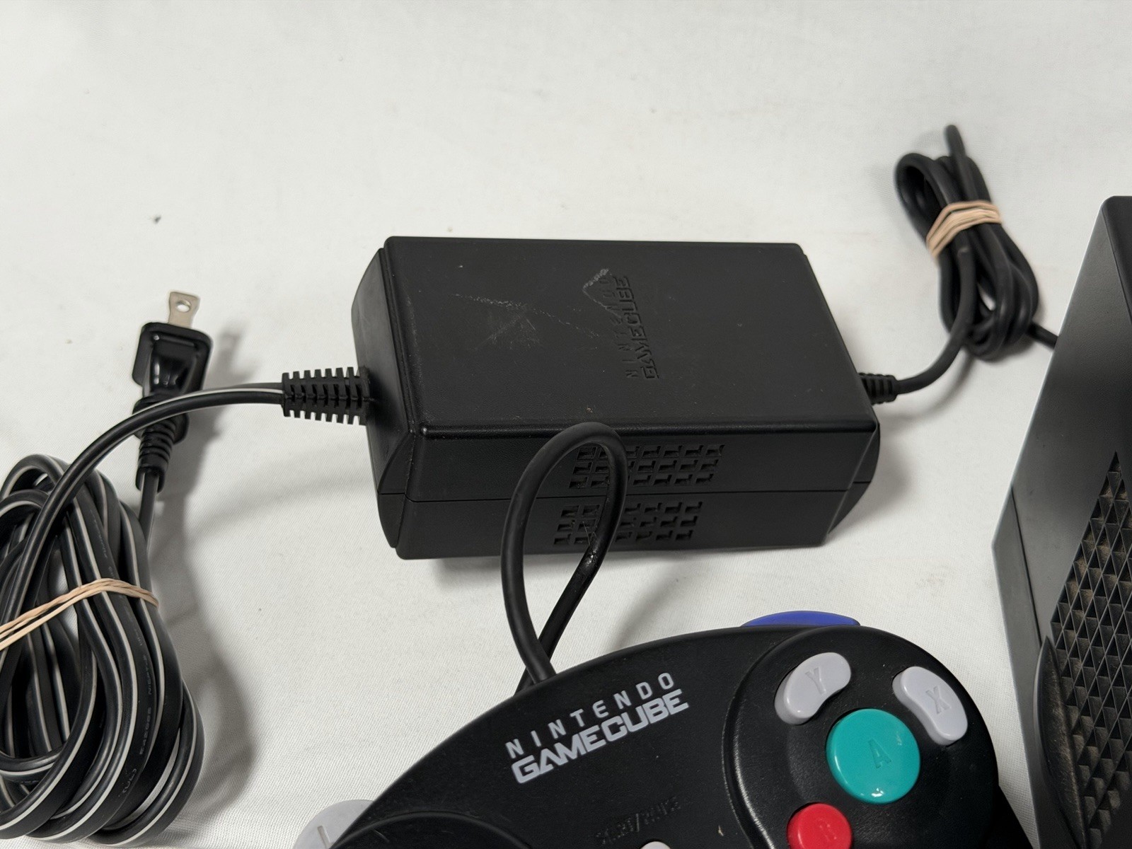 Nintendo GameCube Black Console DOL-101 / 1 Controller & Cords Bundle Tested