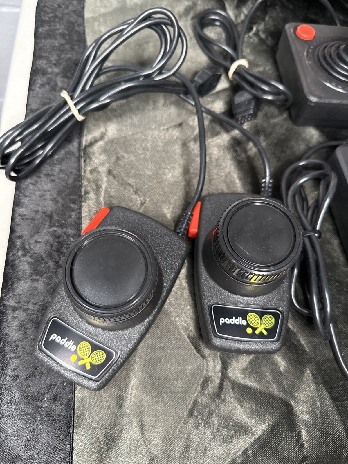 Atari 2600 Darth Vader Console Boxed + Controllers Cables 2 Games – Great – Read