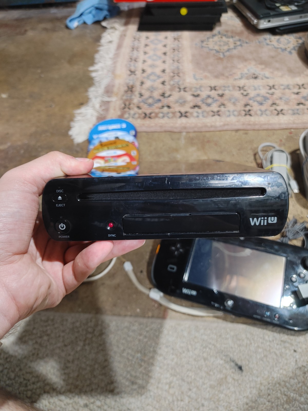 Nintendo Wii U Black Console Bundle – Tested & Working – Includes 4 Games